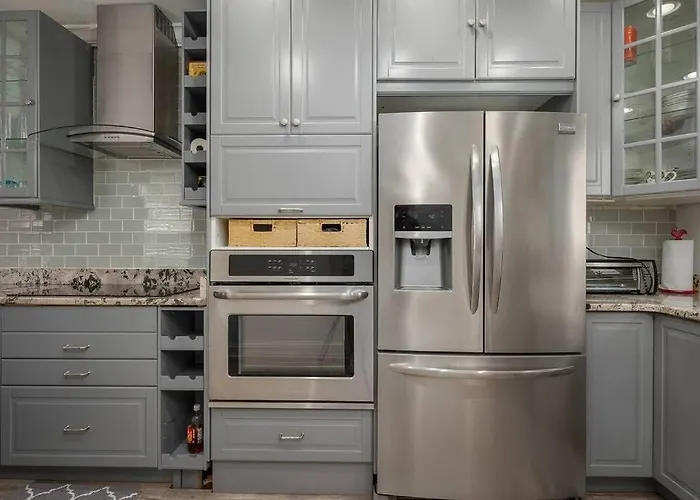 Johns Hopkins Historic Renovated Home - Fells Point!
